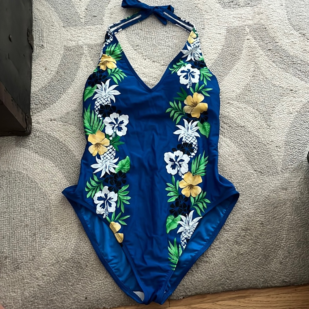 Halter top swimsuit bathing suit